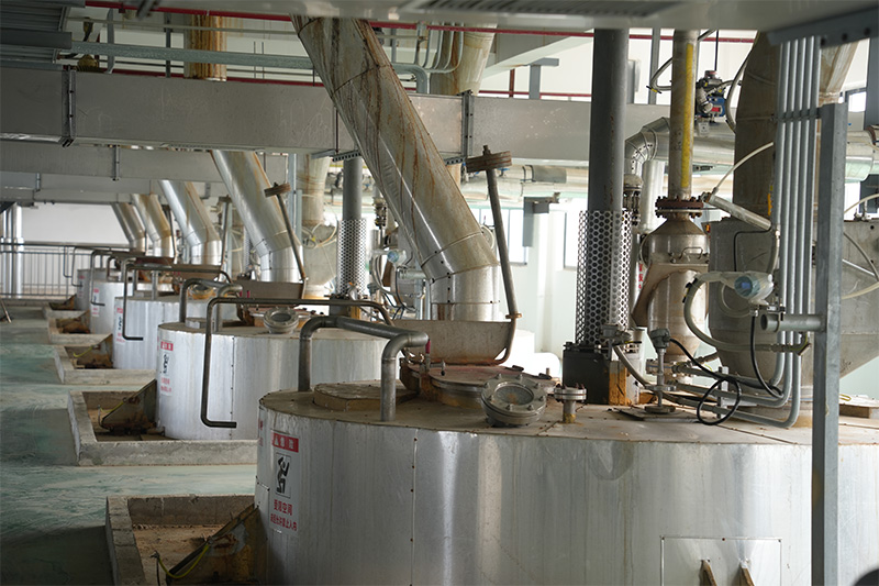 The role of acetator in the process of cellulose acetate flakes